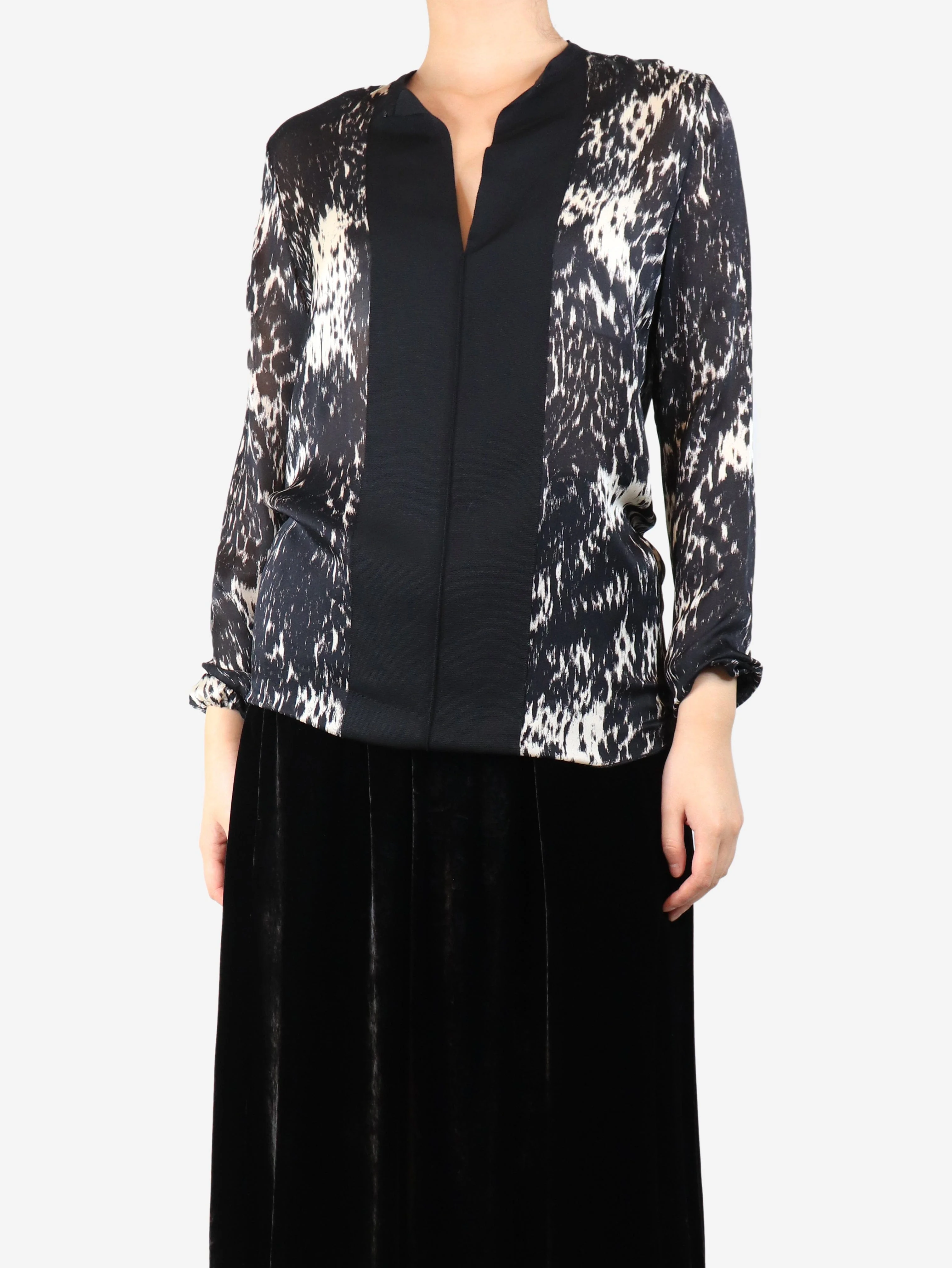 Black silk blouse - size UK 8 - Image 3