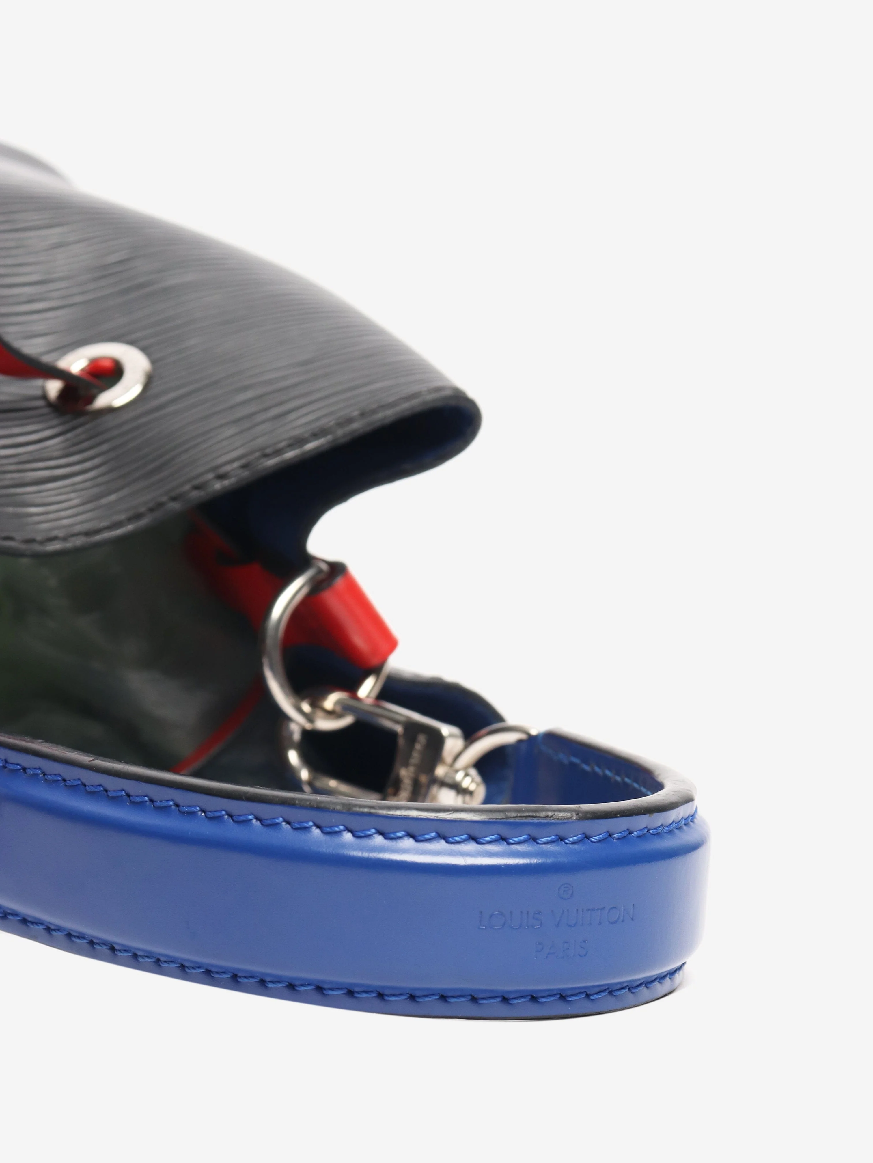 Black NéoNoé MM bucket bag - Image 6