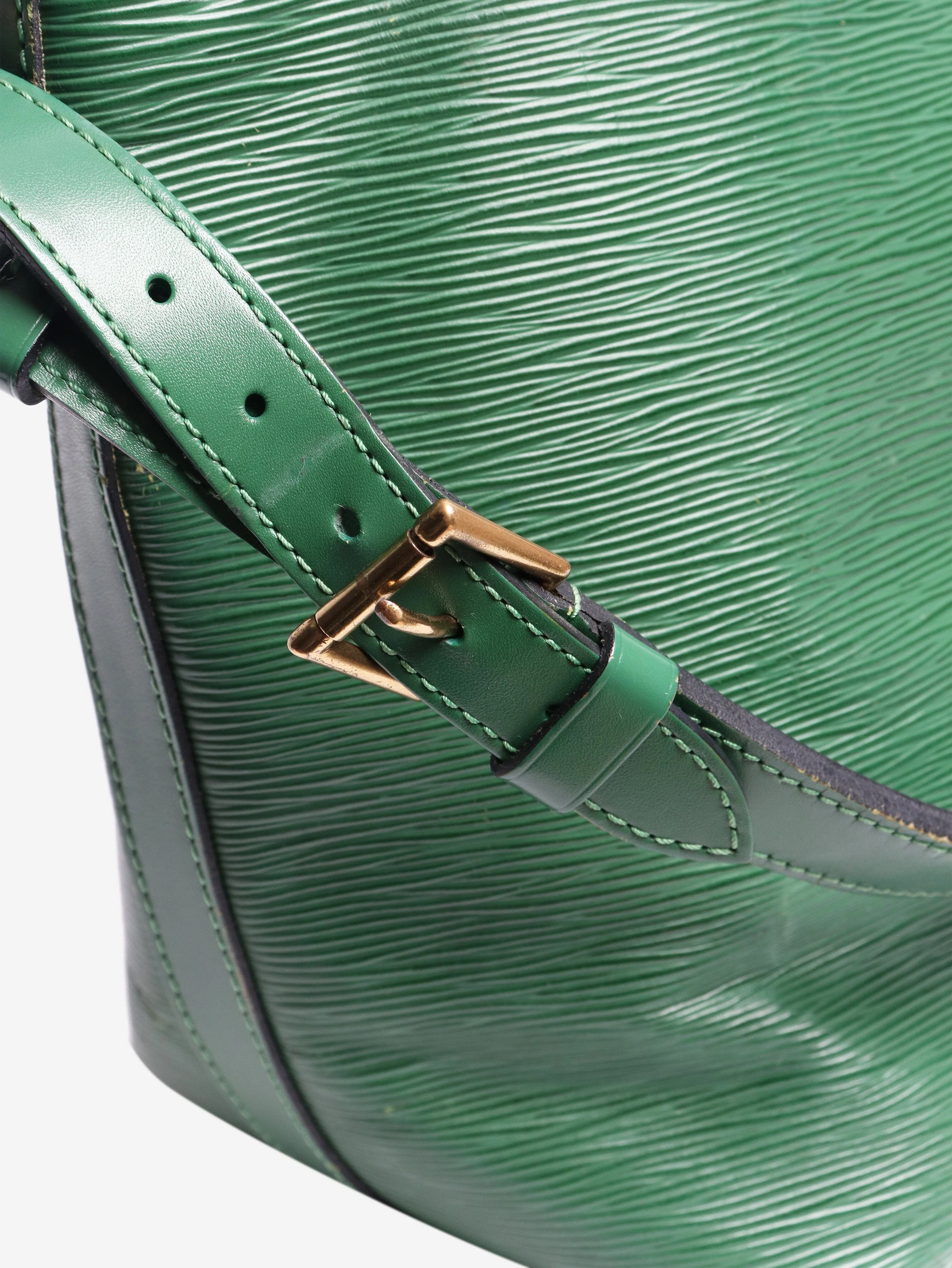 Green Noe Bucket bag in Epi leather - Image 6