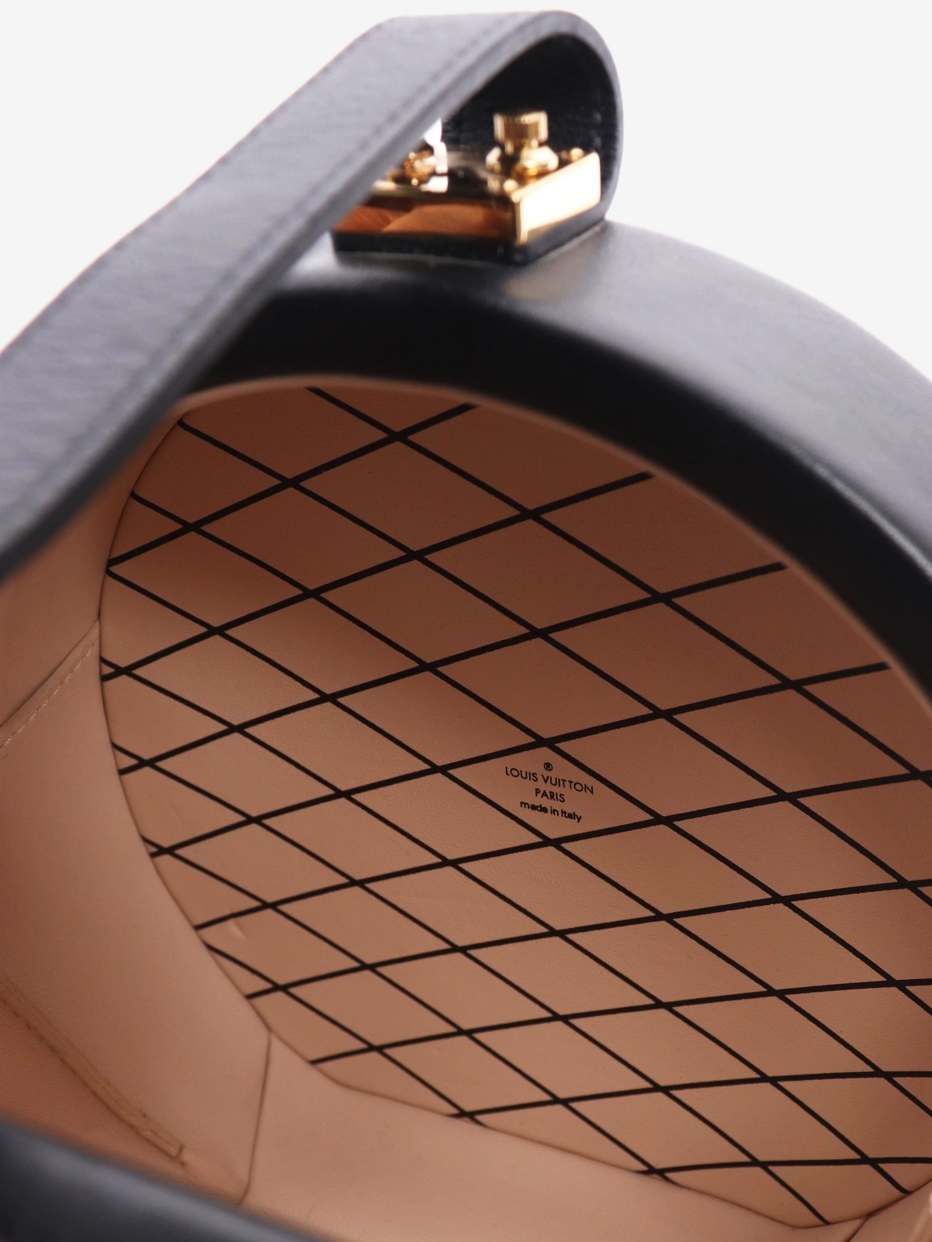 Black and beige 2018 Petite Boite Chapeau bag - Image 6
