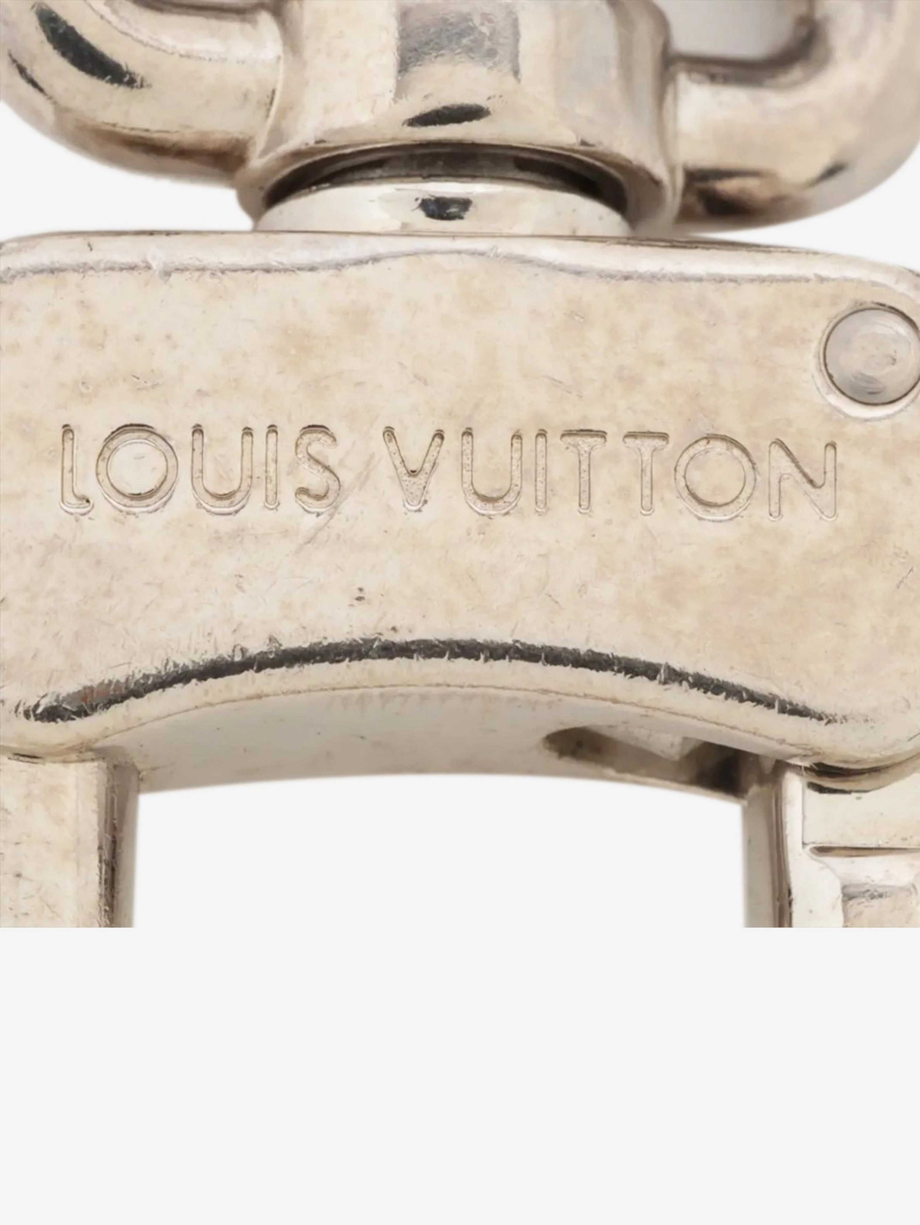 Silver Porto Cure keychain - Image 3