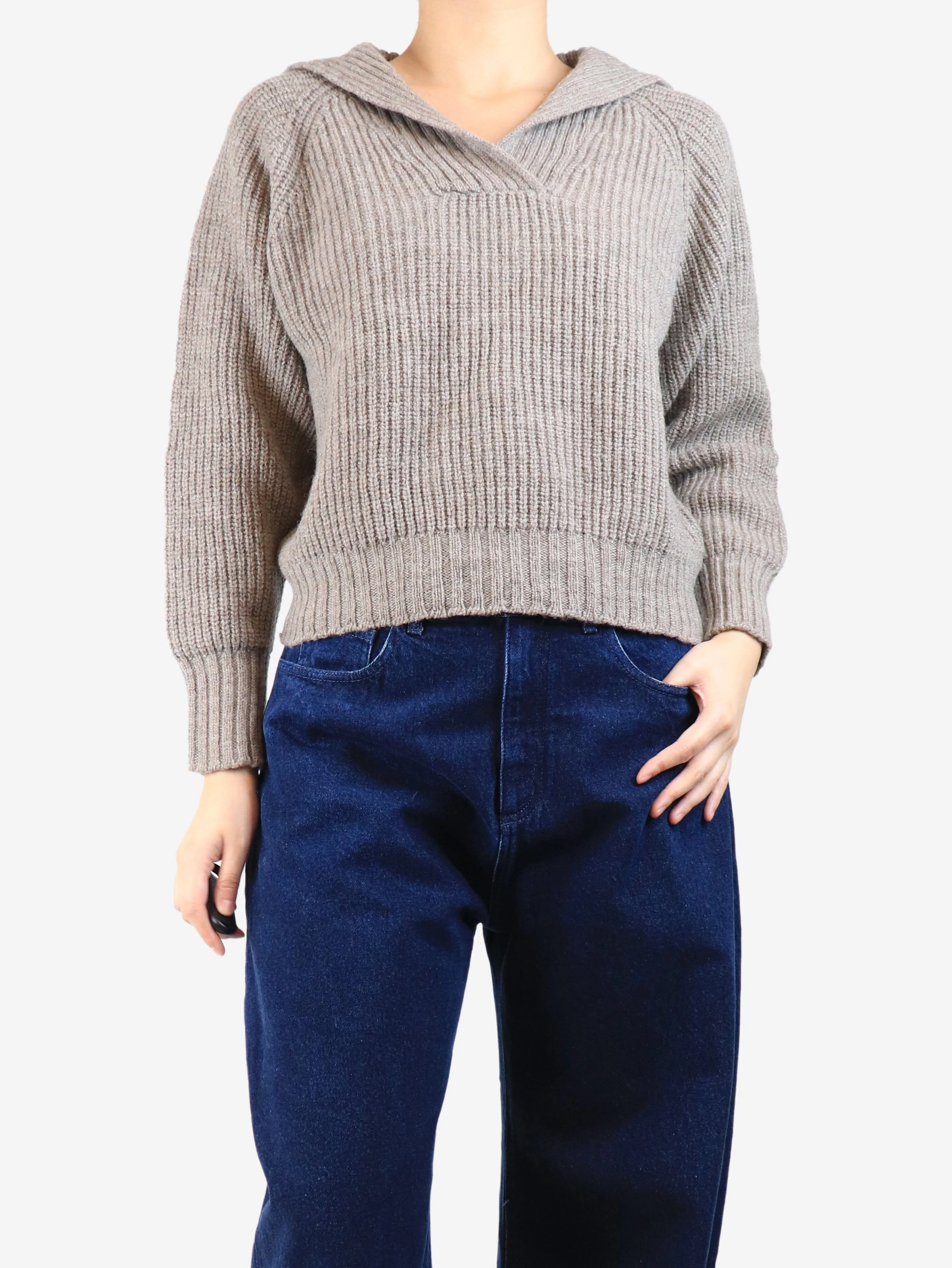 Taupe sweater - size M