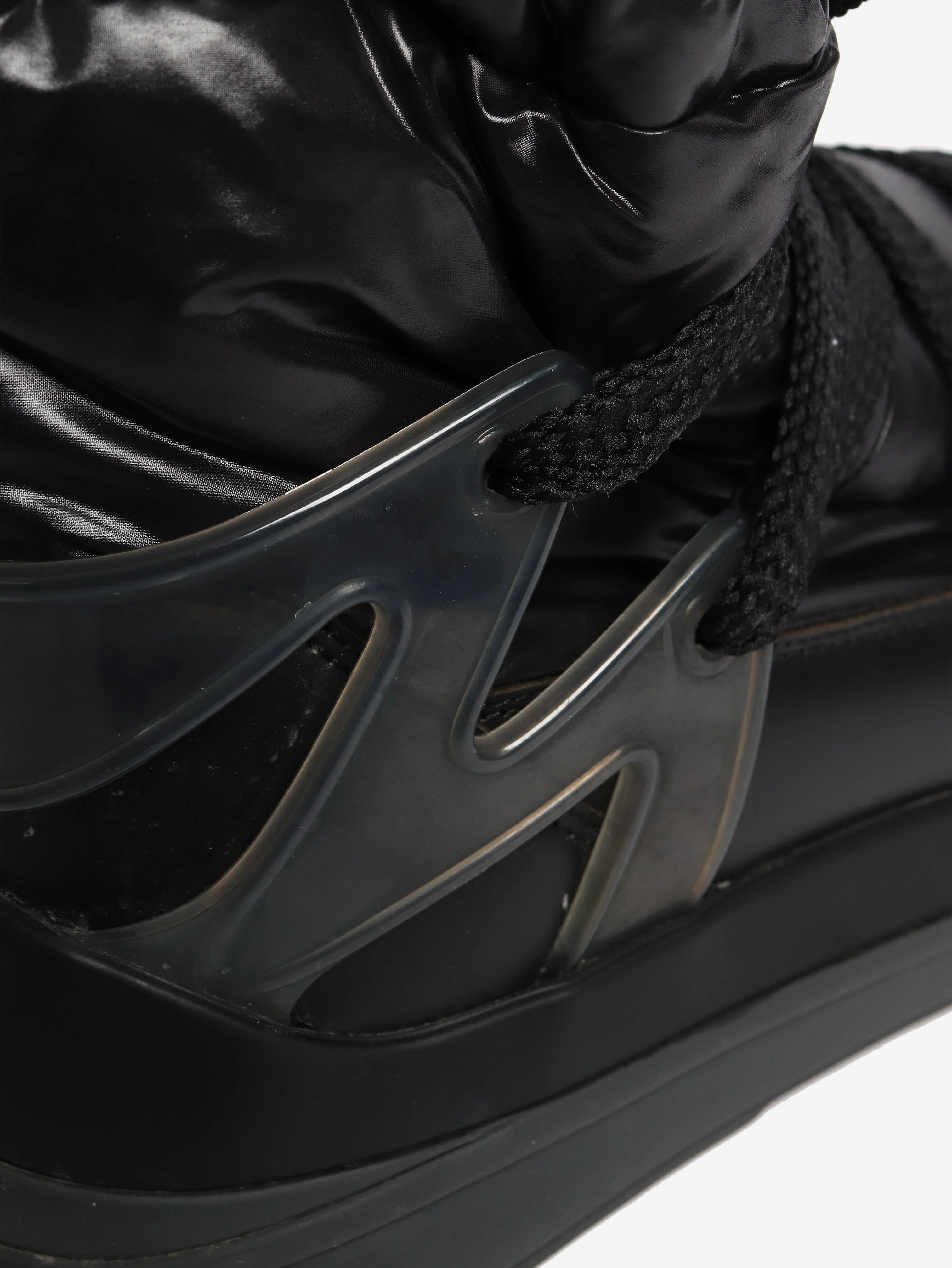 Black lace up winter boots - size EU 39 (UK 6) - Image 4
