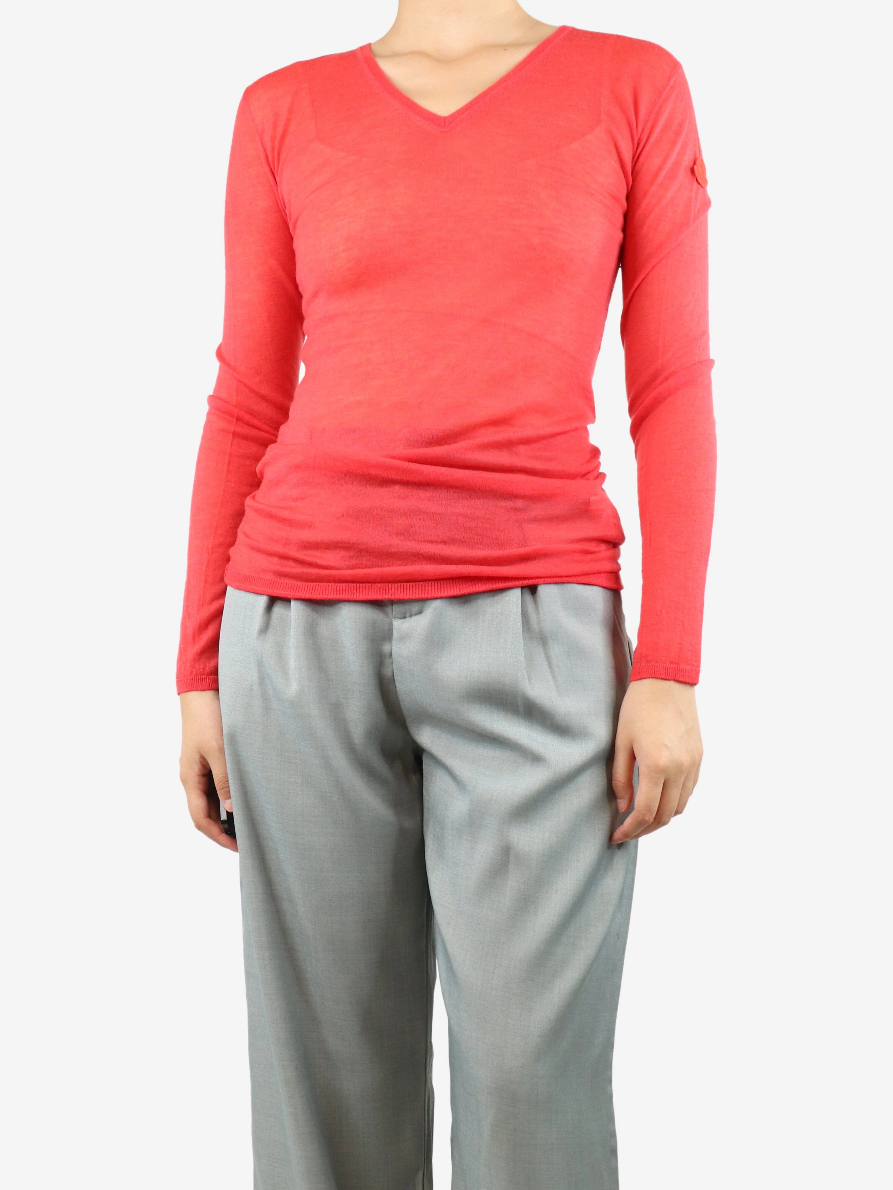 Red lightweight V-neck sweater - size M