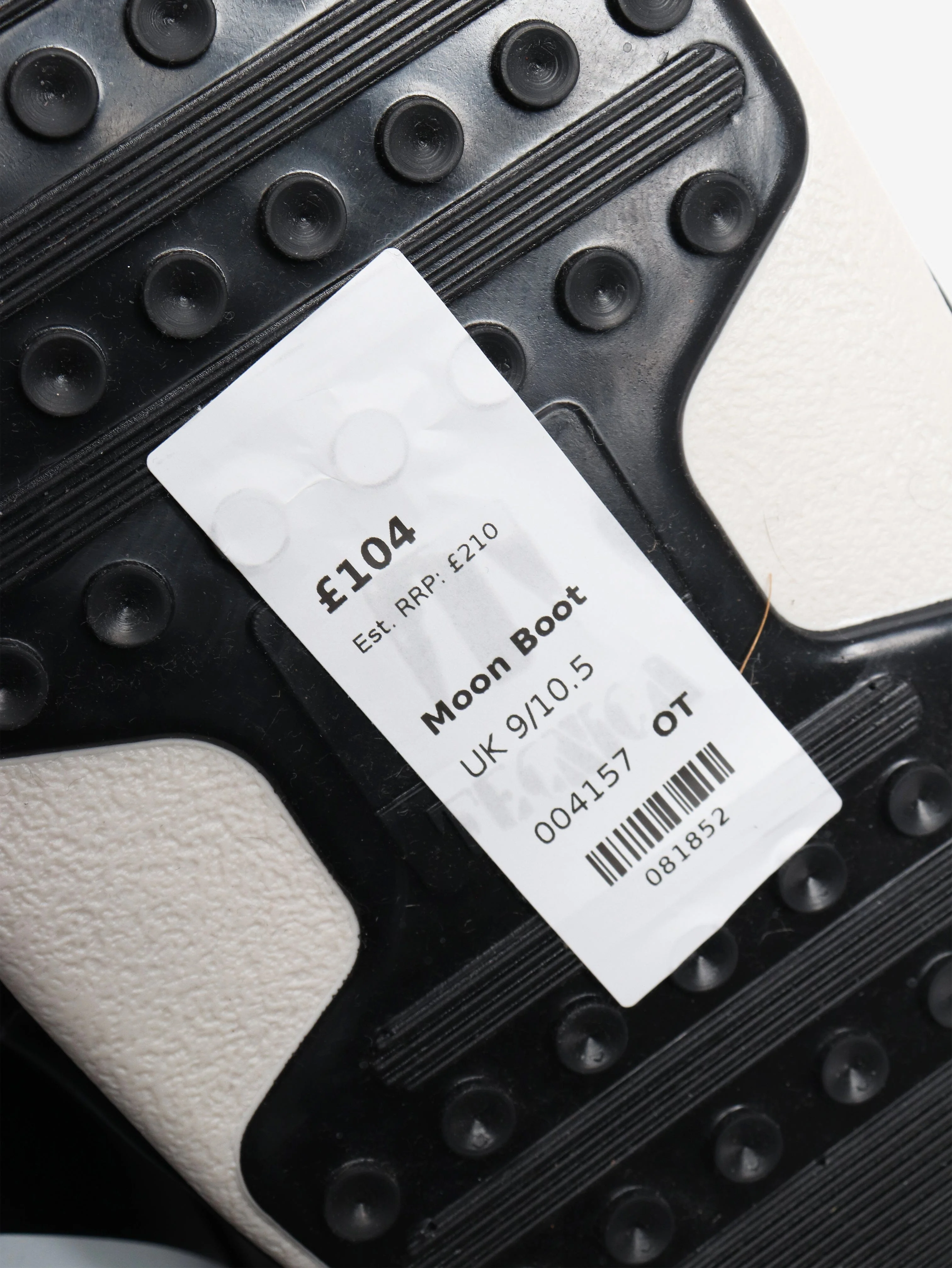 Black ski boots - size UK 9/10.5 - Image 7