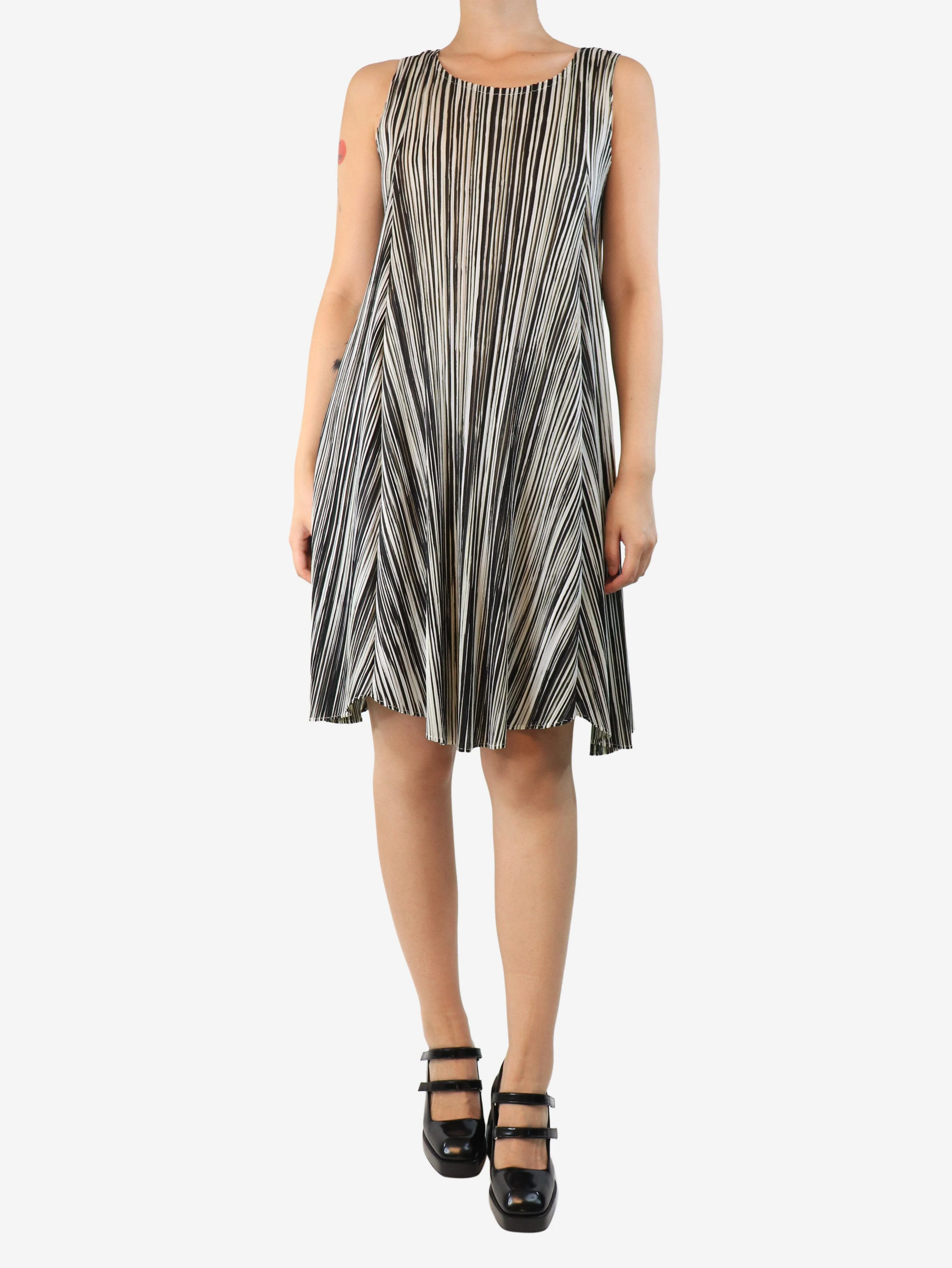 Multicolour striped sleeveless pleated midi dress - size UK 8