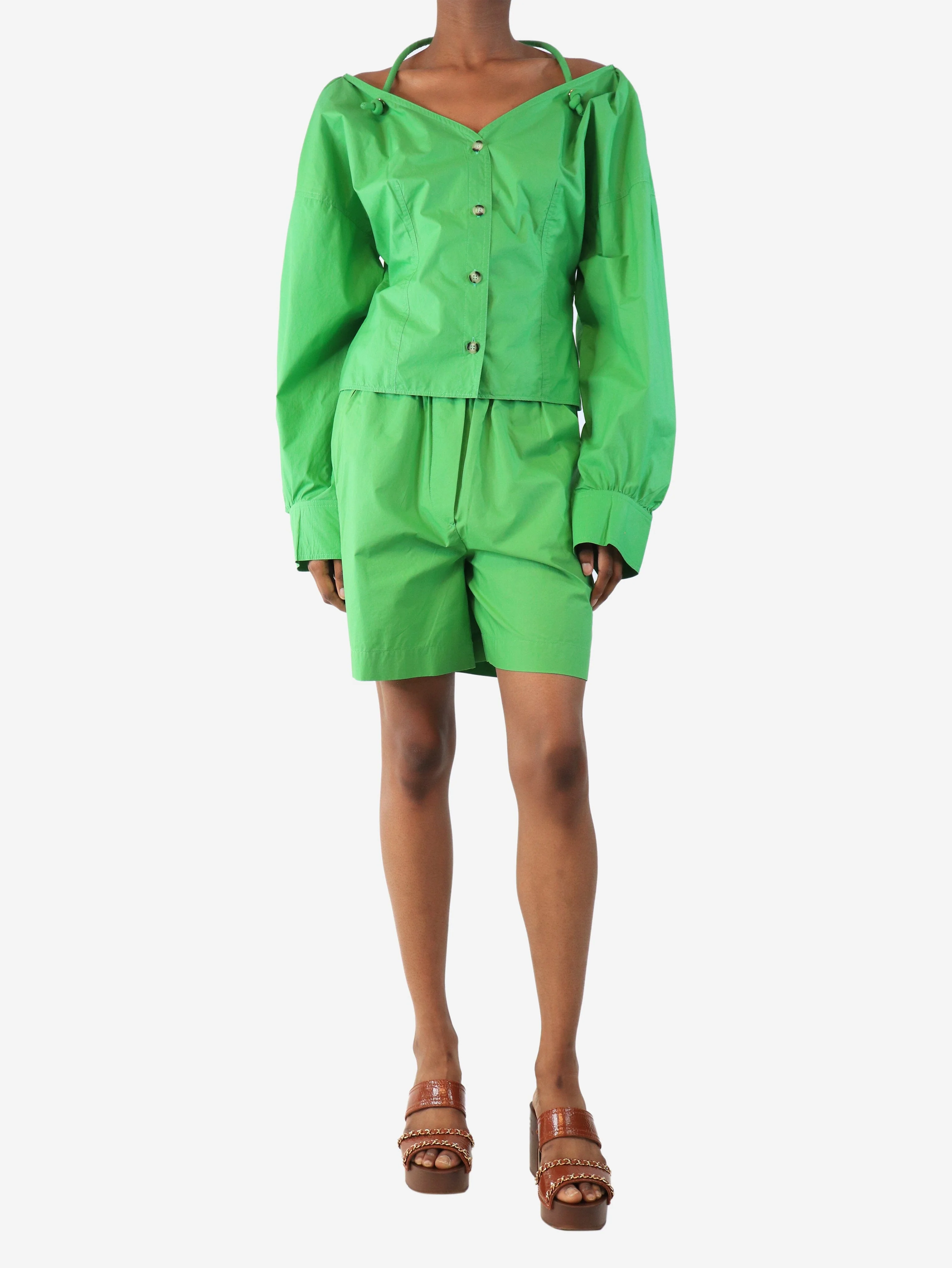 Green halterneck shirt and mini shorts set - size S/L