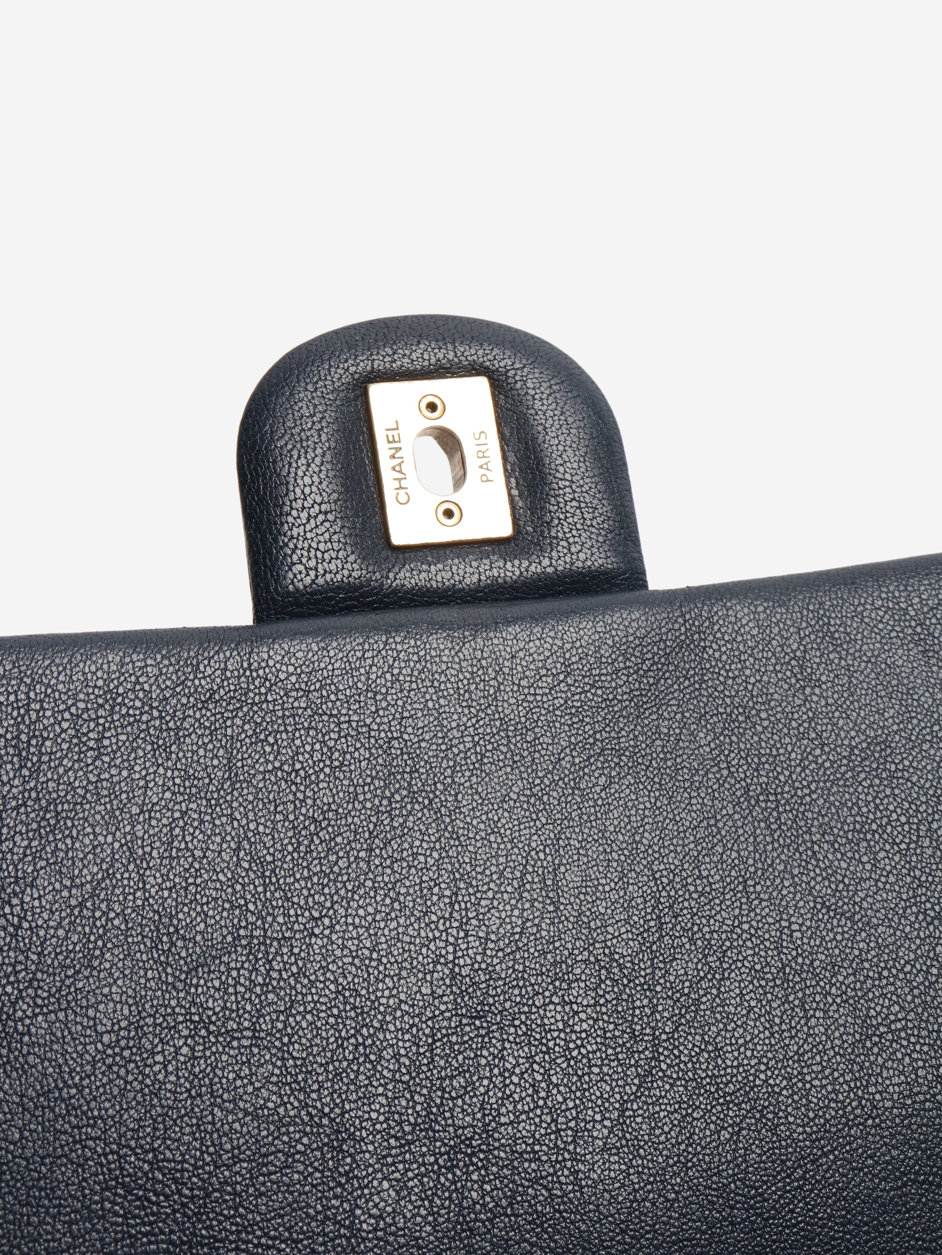 Navy 2017 Rome Trapezio flap bag - Image 10
