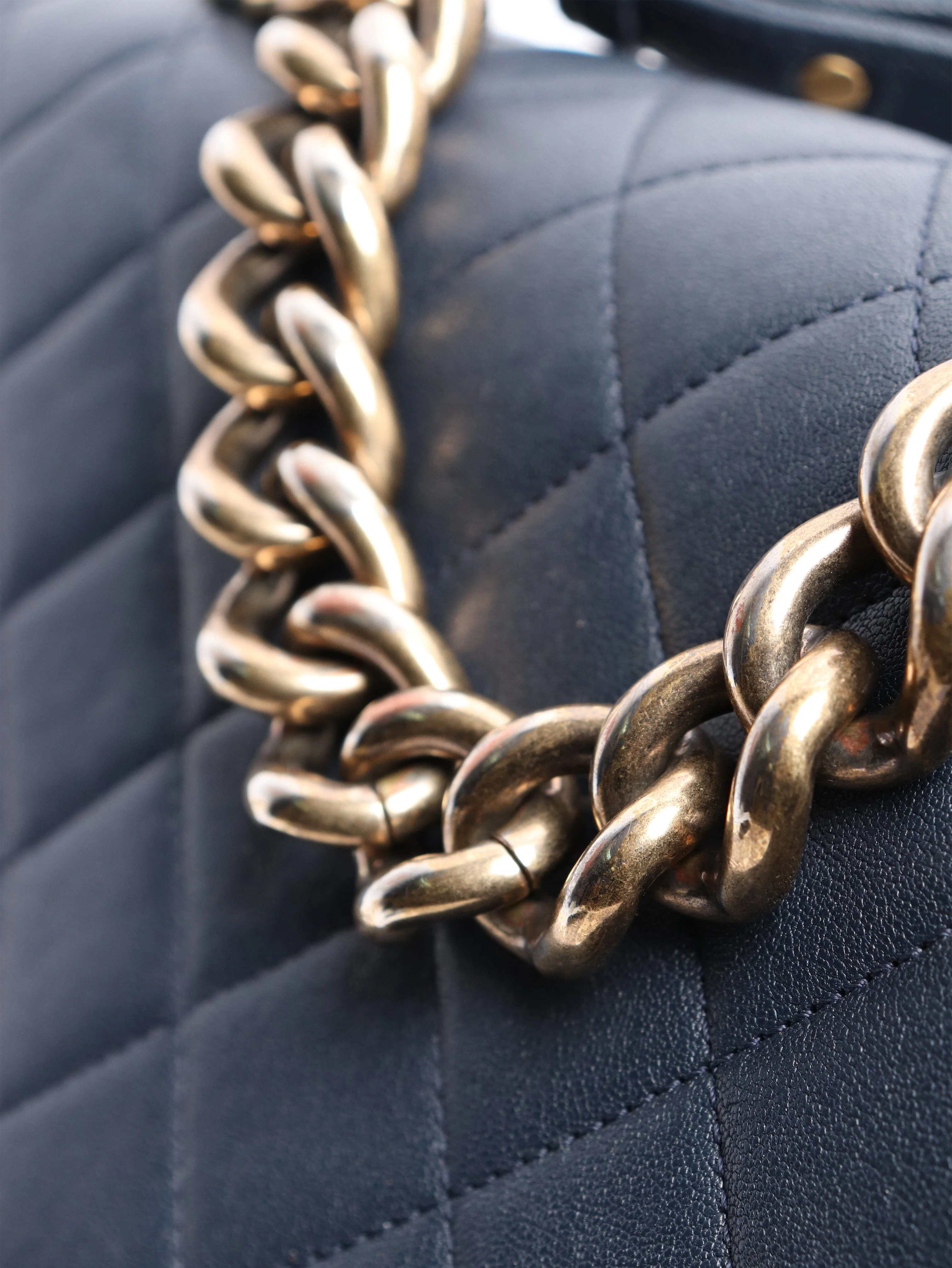 Navy 2017 Rome Trapezio flap bag - Image 8