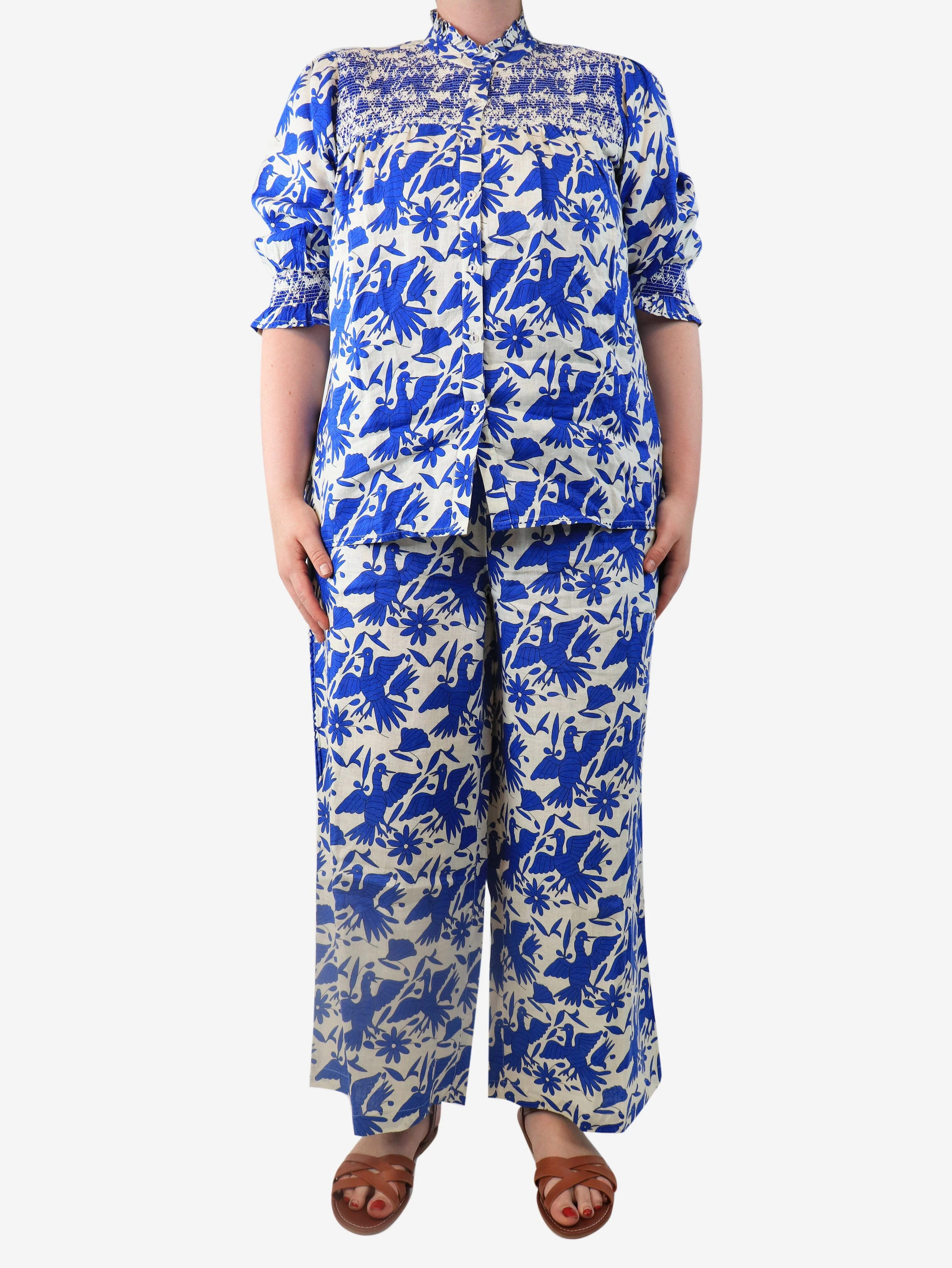 Blue bird-print linen blouse and trouser set - size M