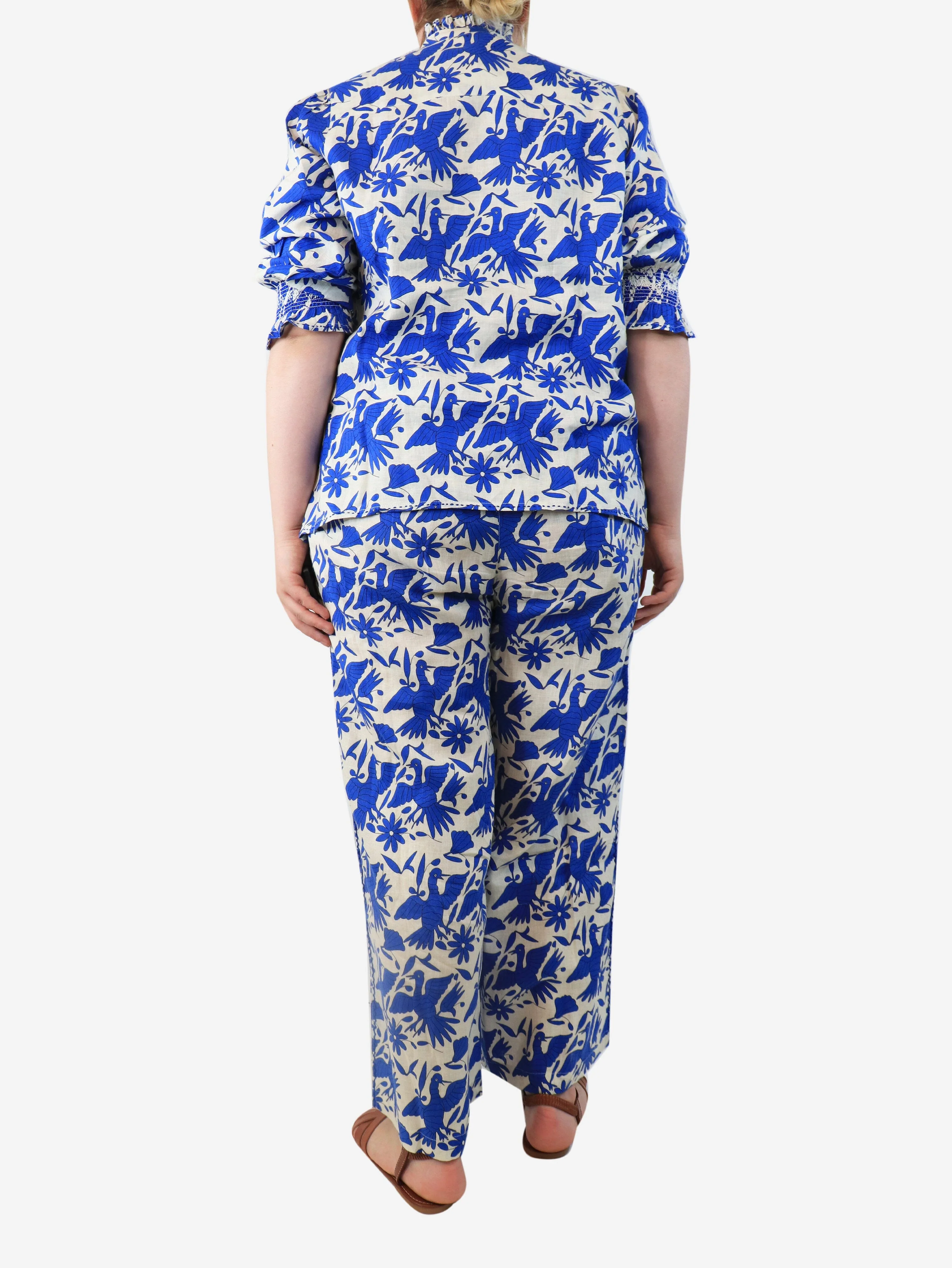 Blue bird-print linen blouse and trouser set - size M - Image 2