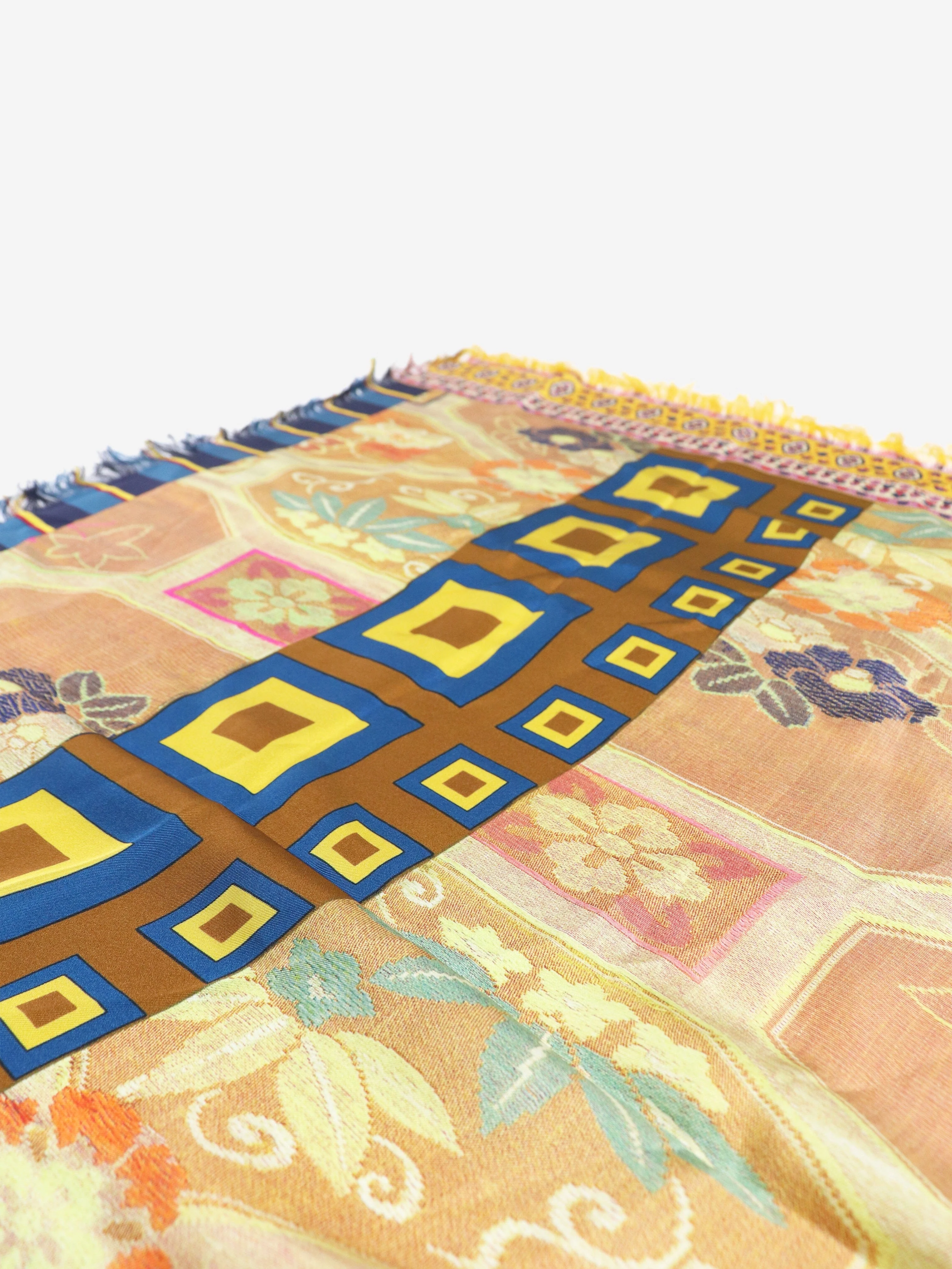 Mustard Aloeuw silk scarf - Image 4