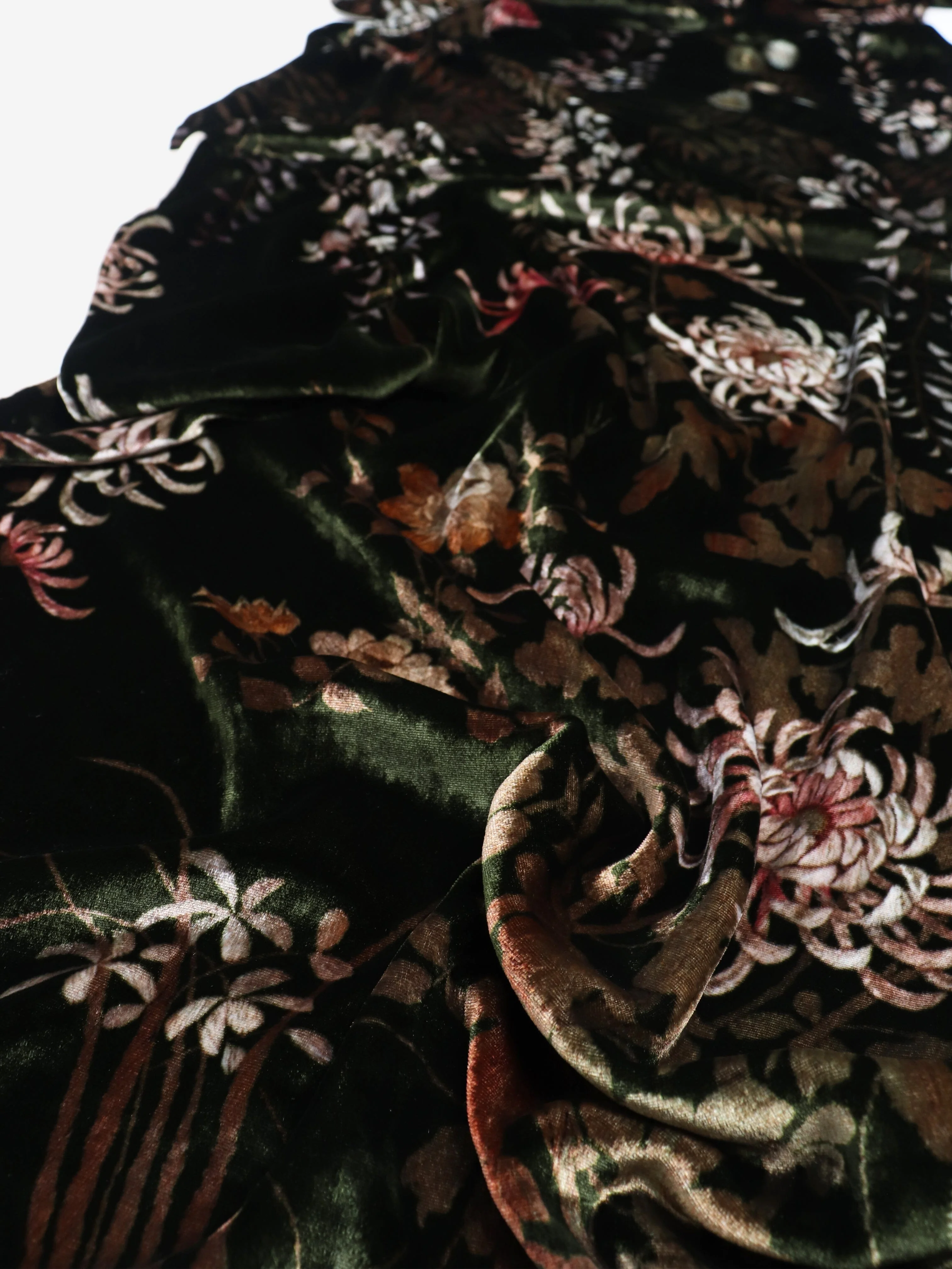 Green floral velvet scarf - Image 4