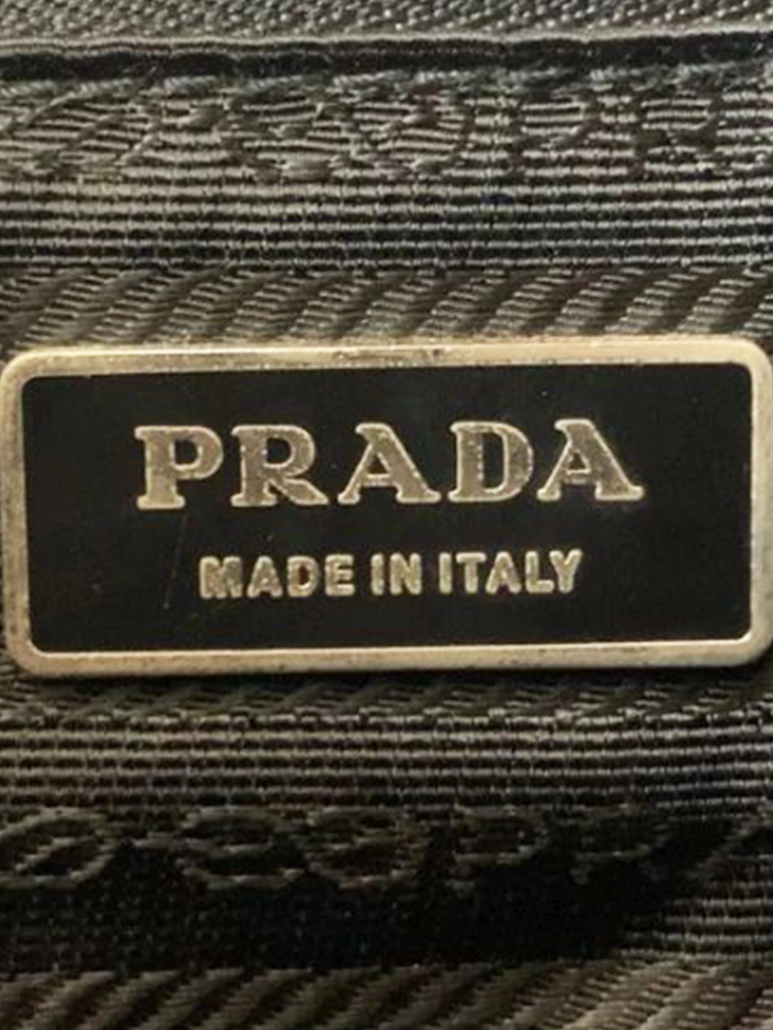 Black nylon crossbody bag - Image 10