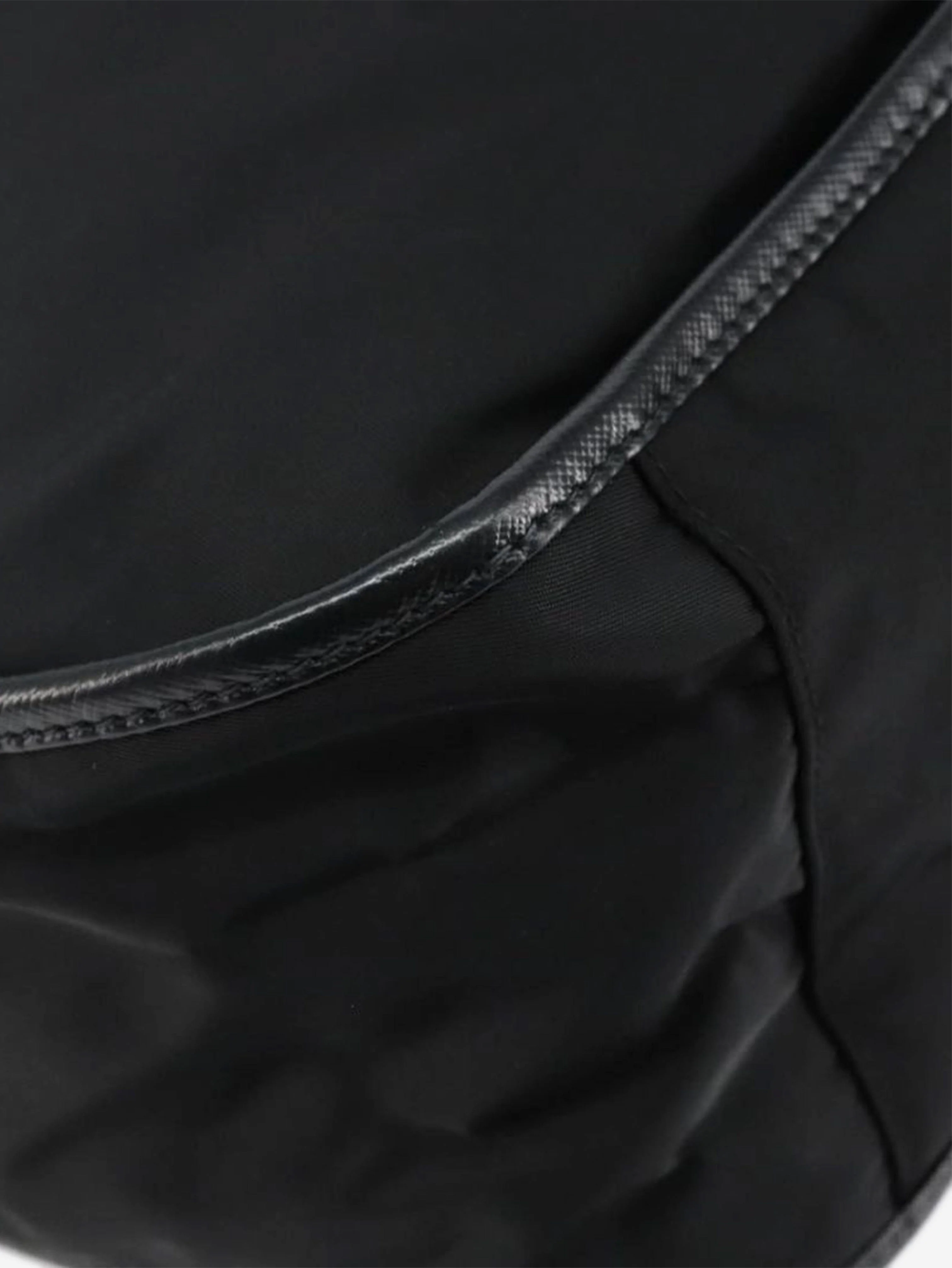 Black nylon shoulder bag - Image 11