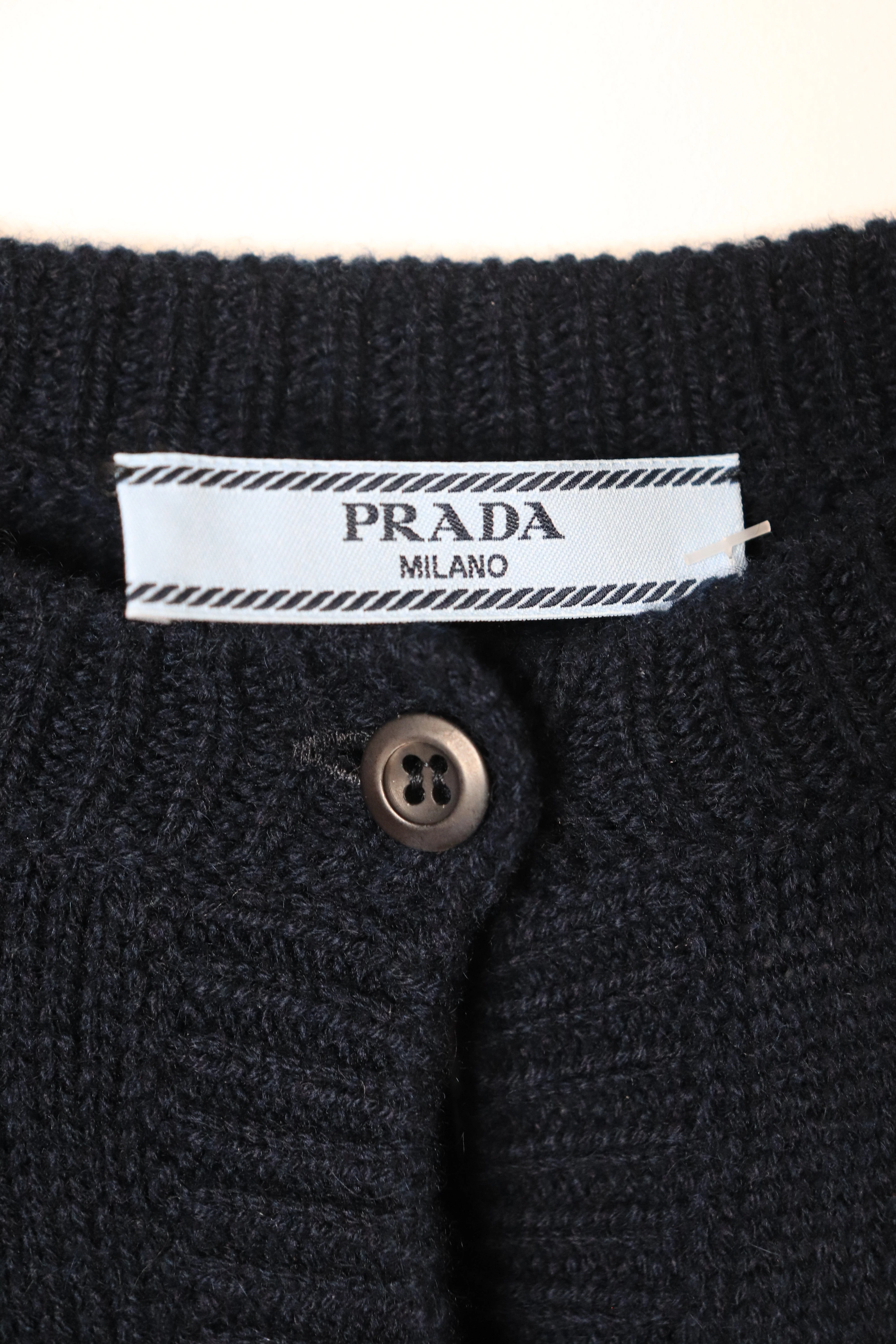 Navy cashmere cardigan - size UK 12 - Image 4