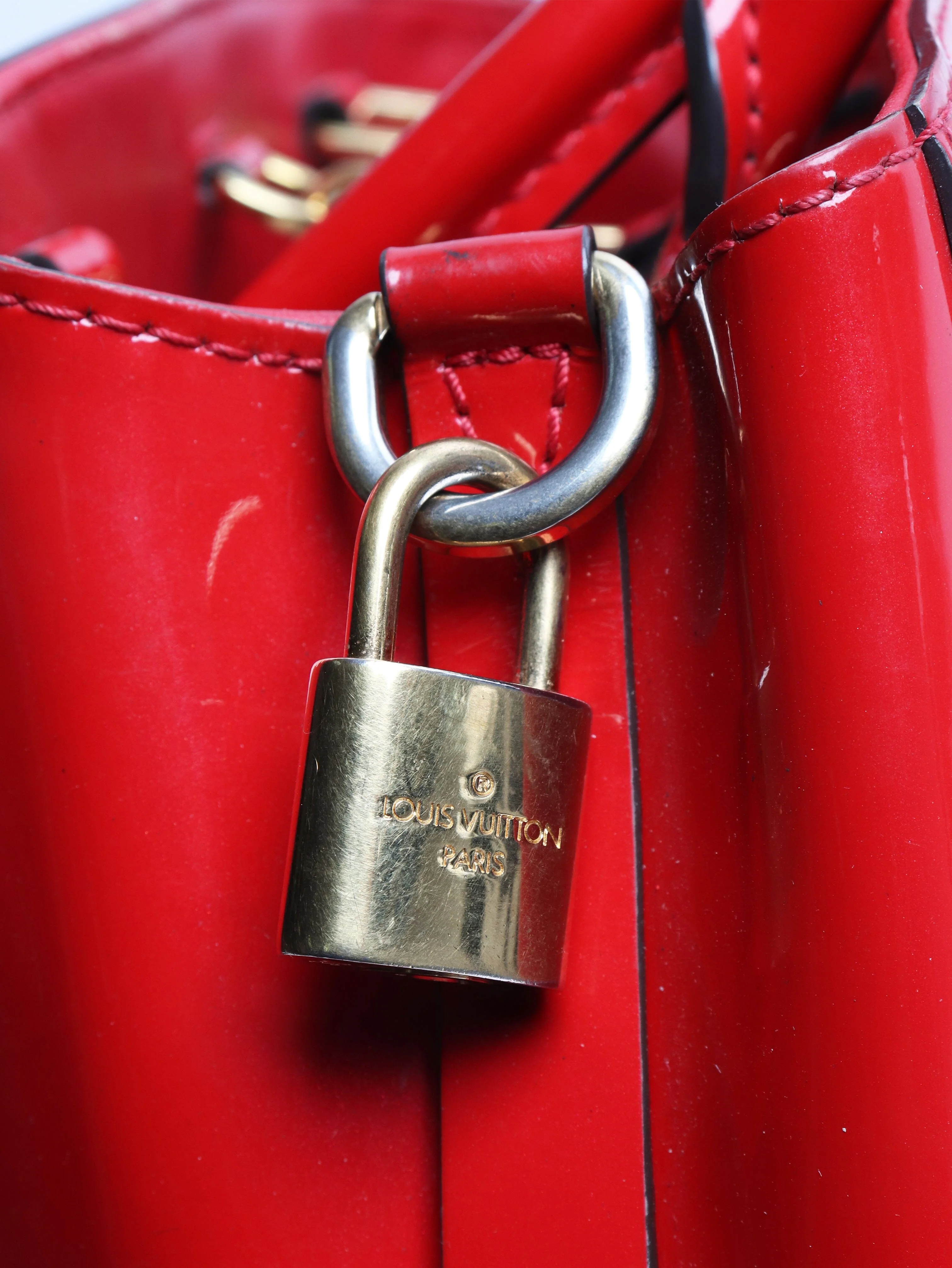 Red 2015 Monogram Vernis Montaigne BB shoulder bag - Image 6