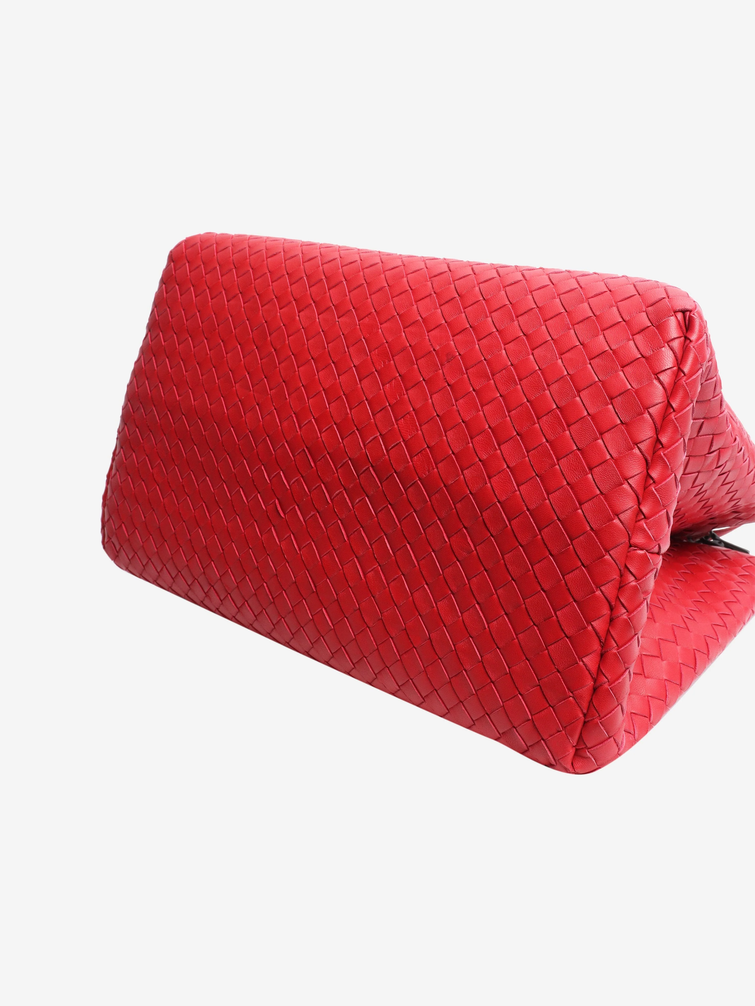 Red Intrecciato leather bag - Image 5