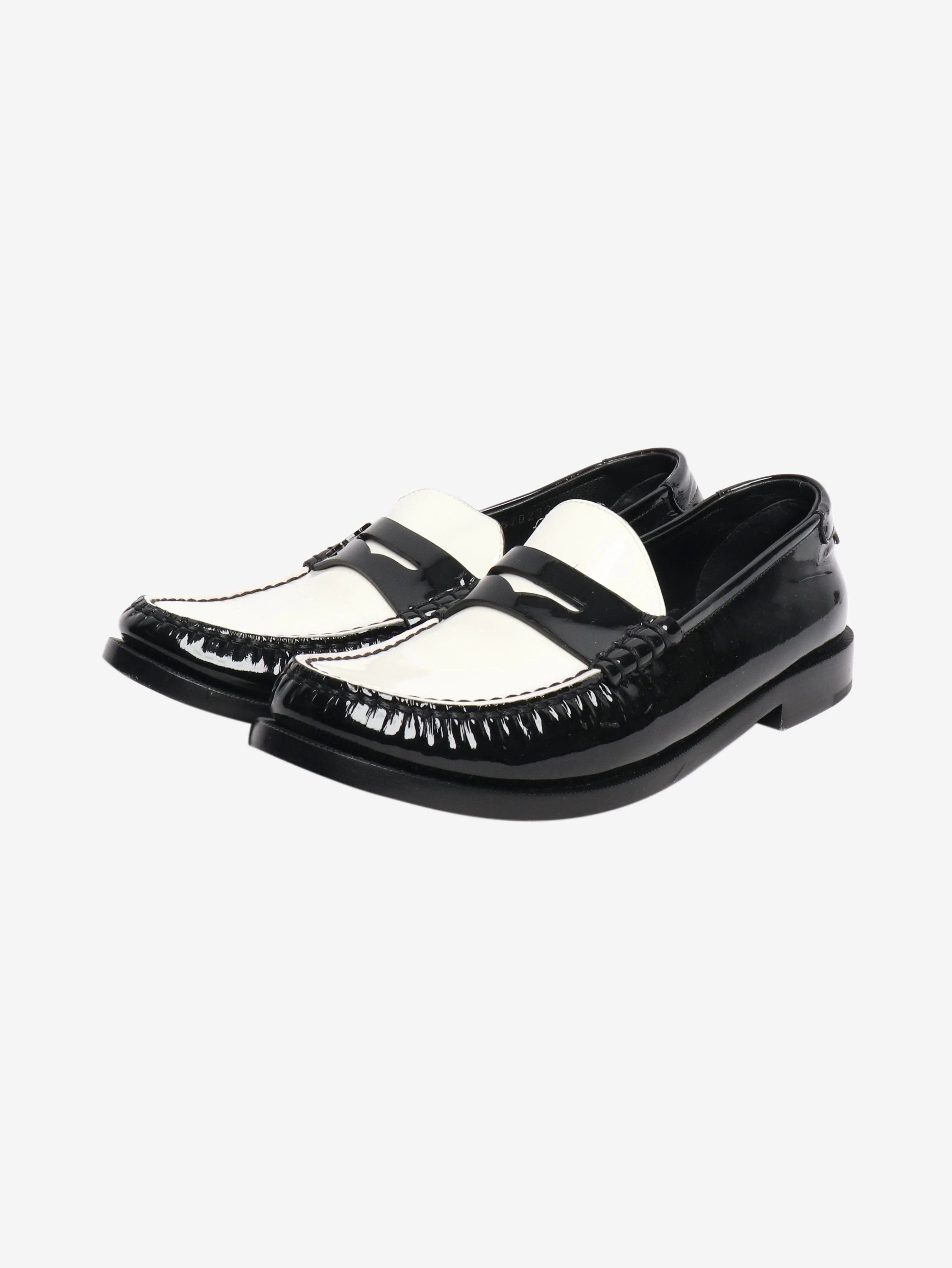 Black and white patent loafers - size EU 39.5 (UK 6.5) - Image 2