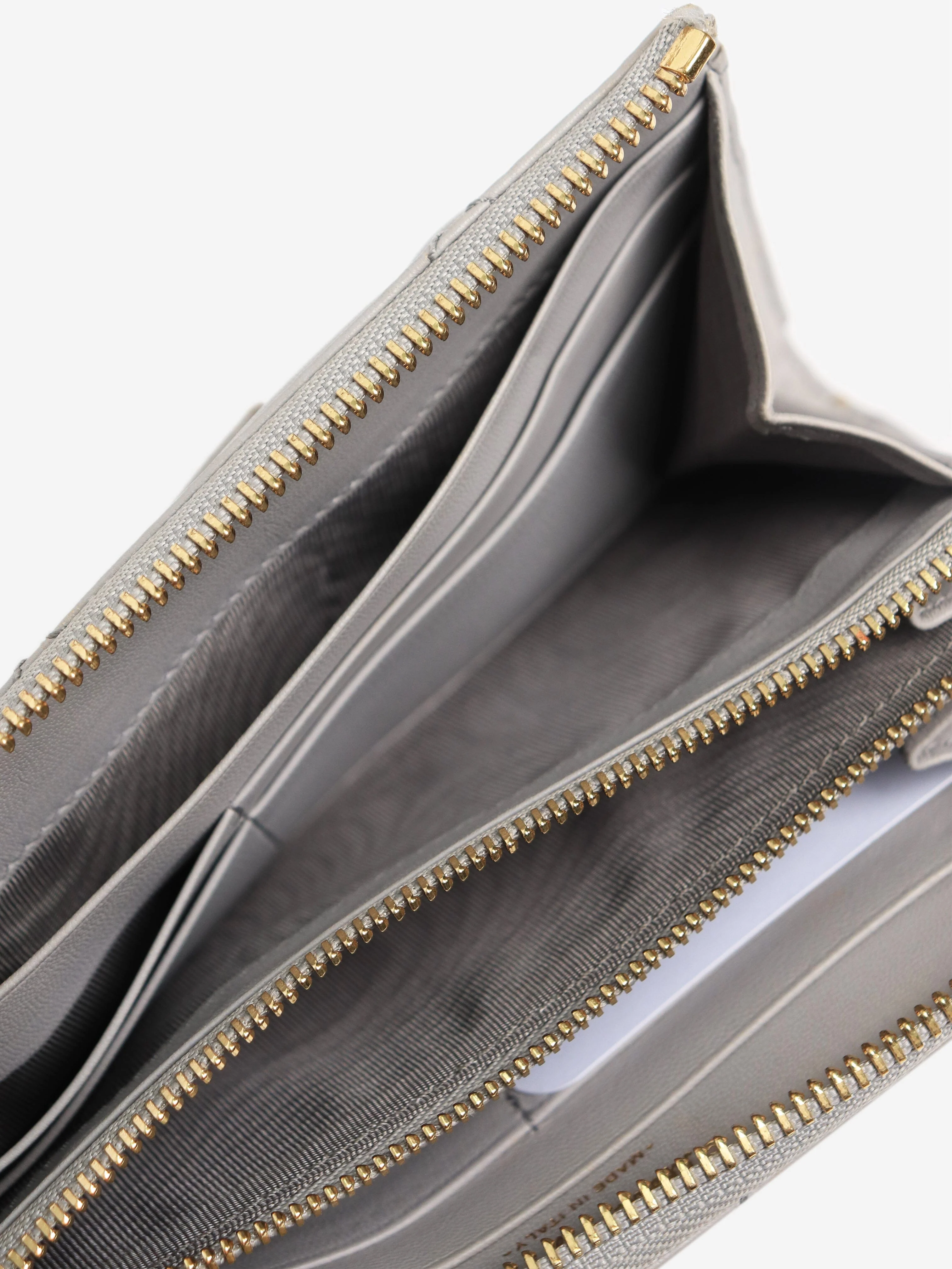 Grey leather quilted wallet - Image 6