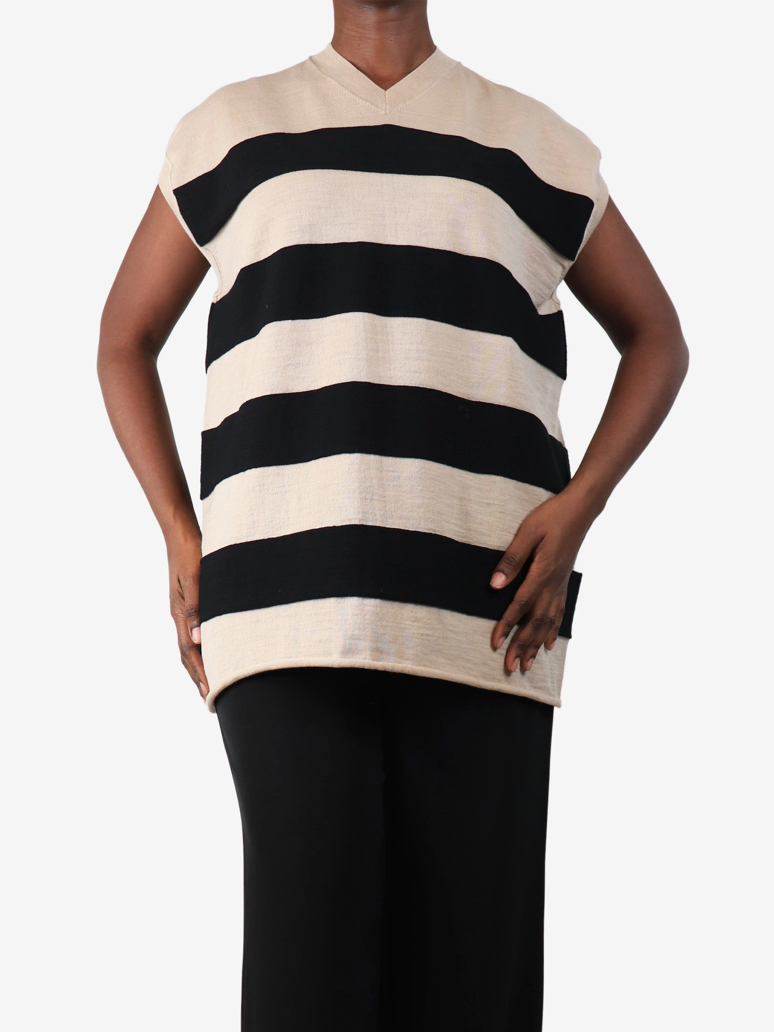 Neutral and black striped vest - size M - Image 3