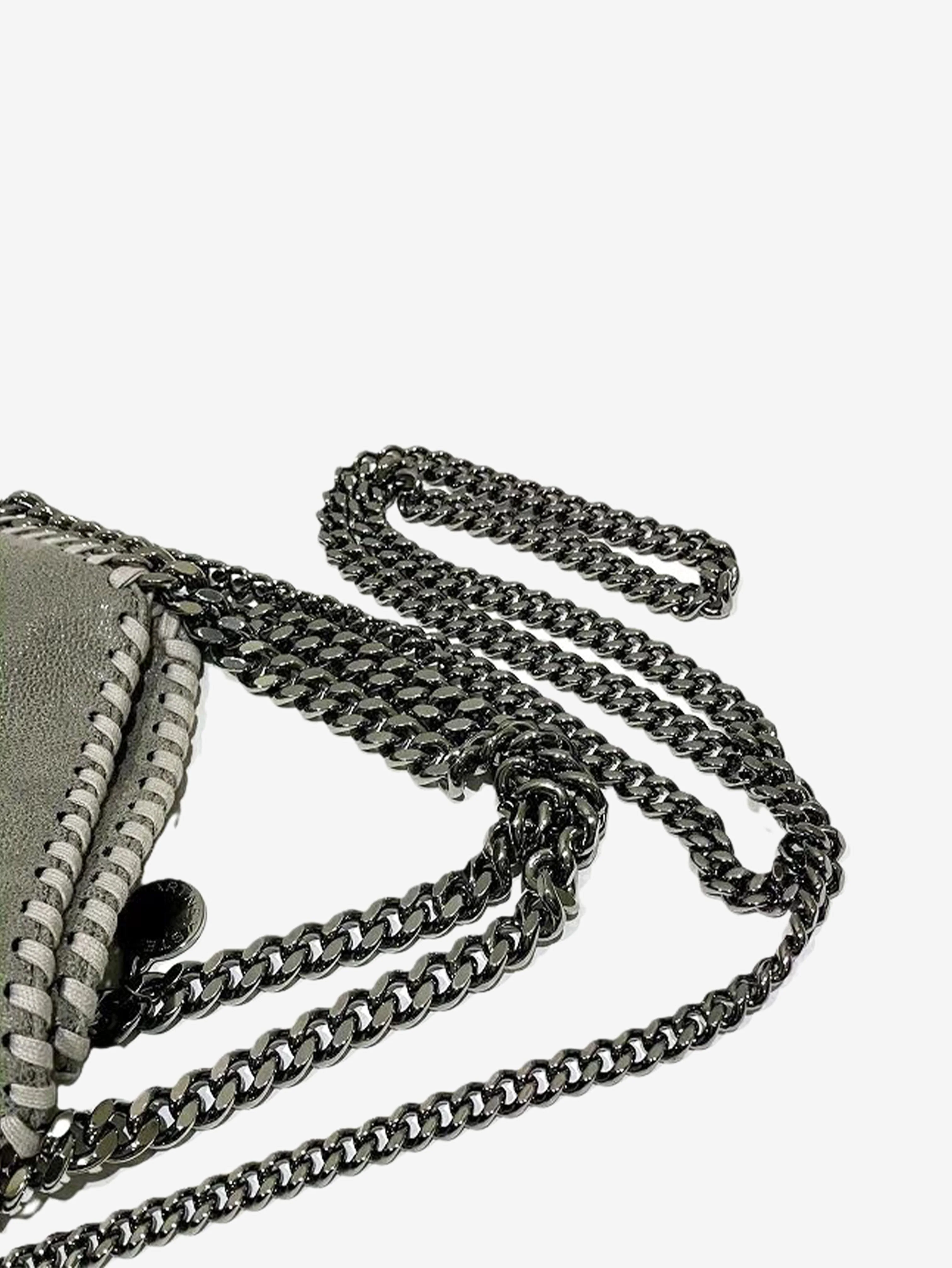 Grey Falabella chain shoulder bag - Image 6