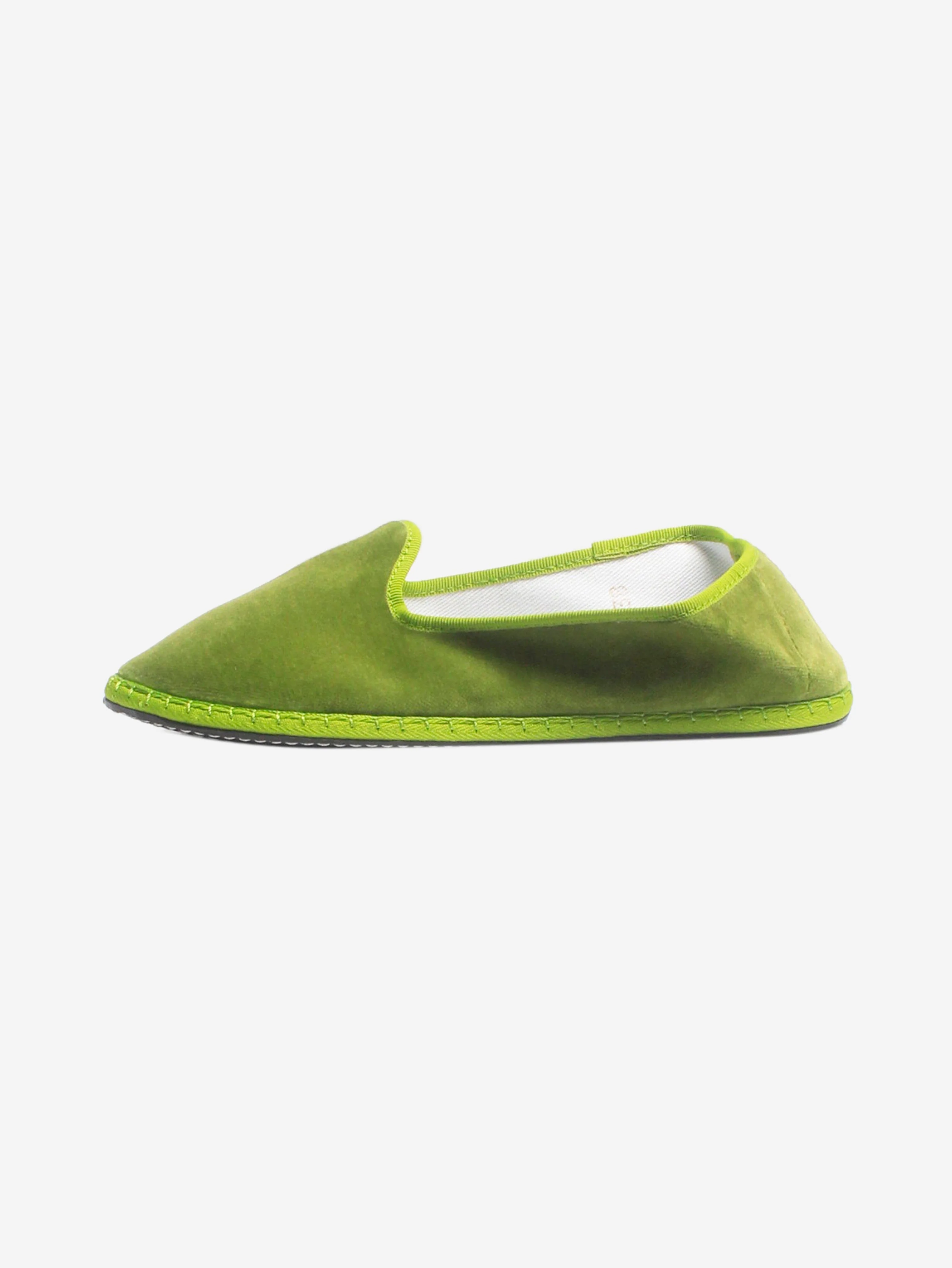 Green velvet slippers - size EU 38