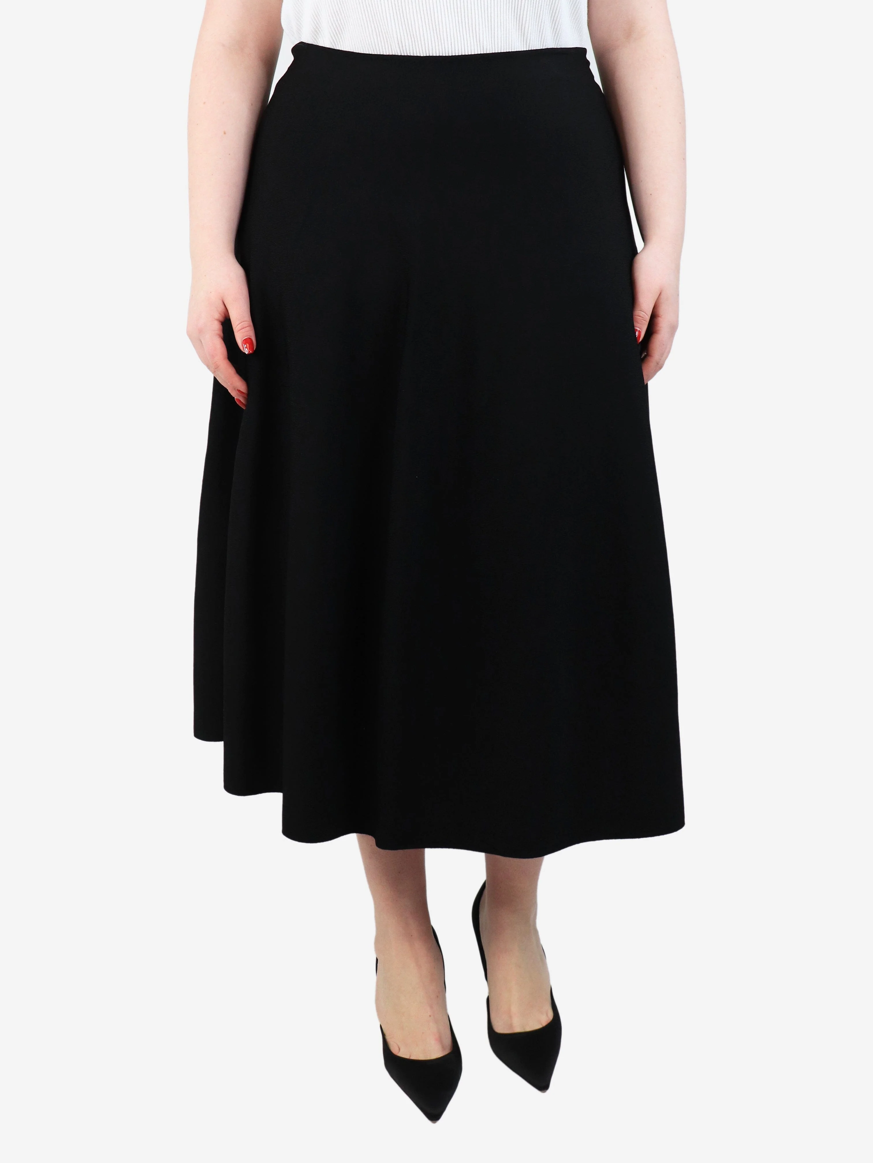 Black pleated midi skirt - size XL