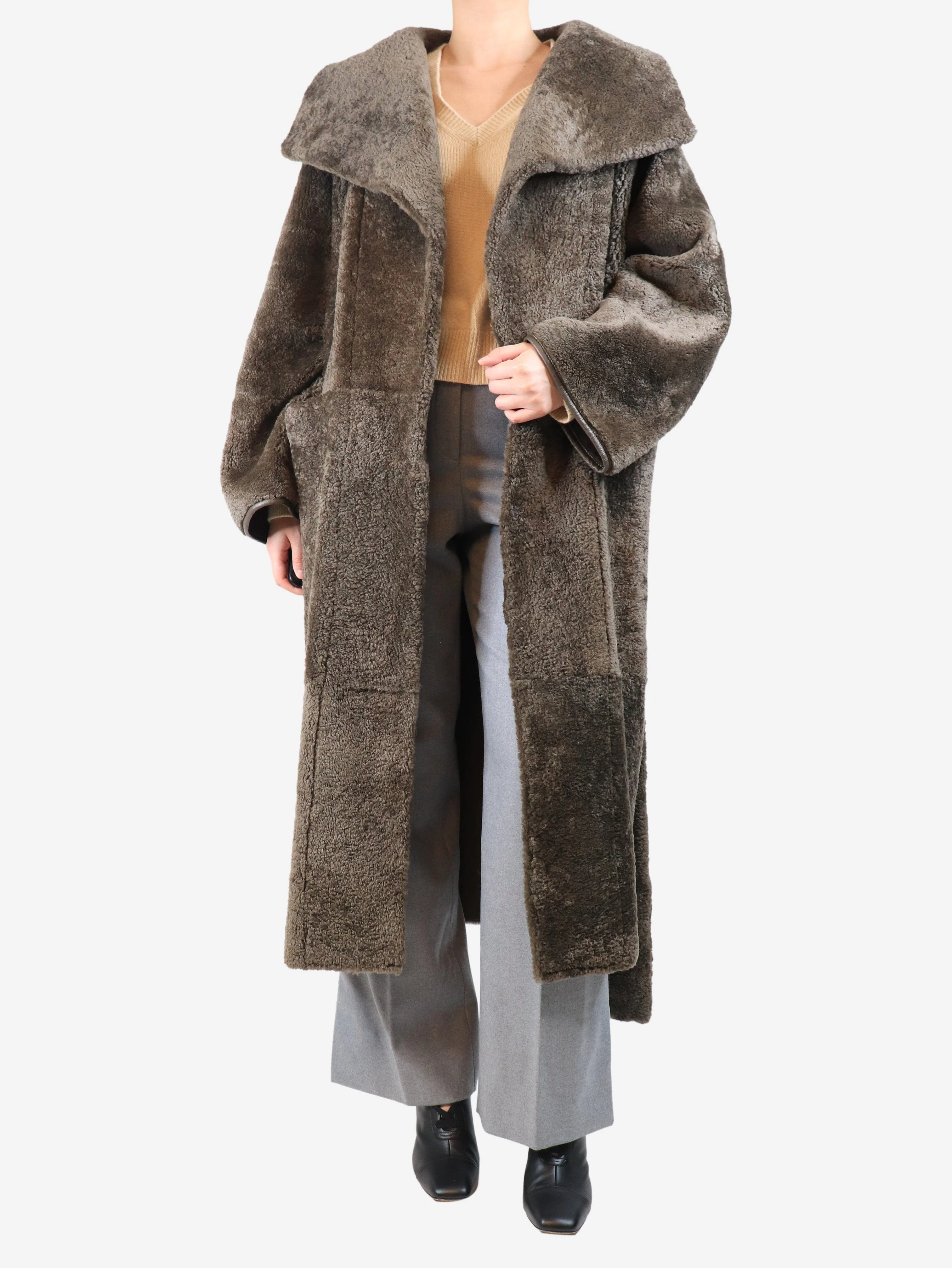 Khaki belted teddy shearling coat - size UK 6 - Image 3