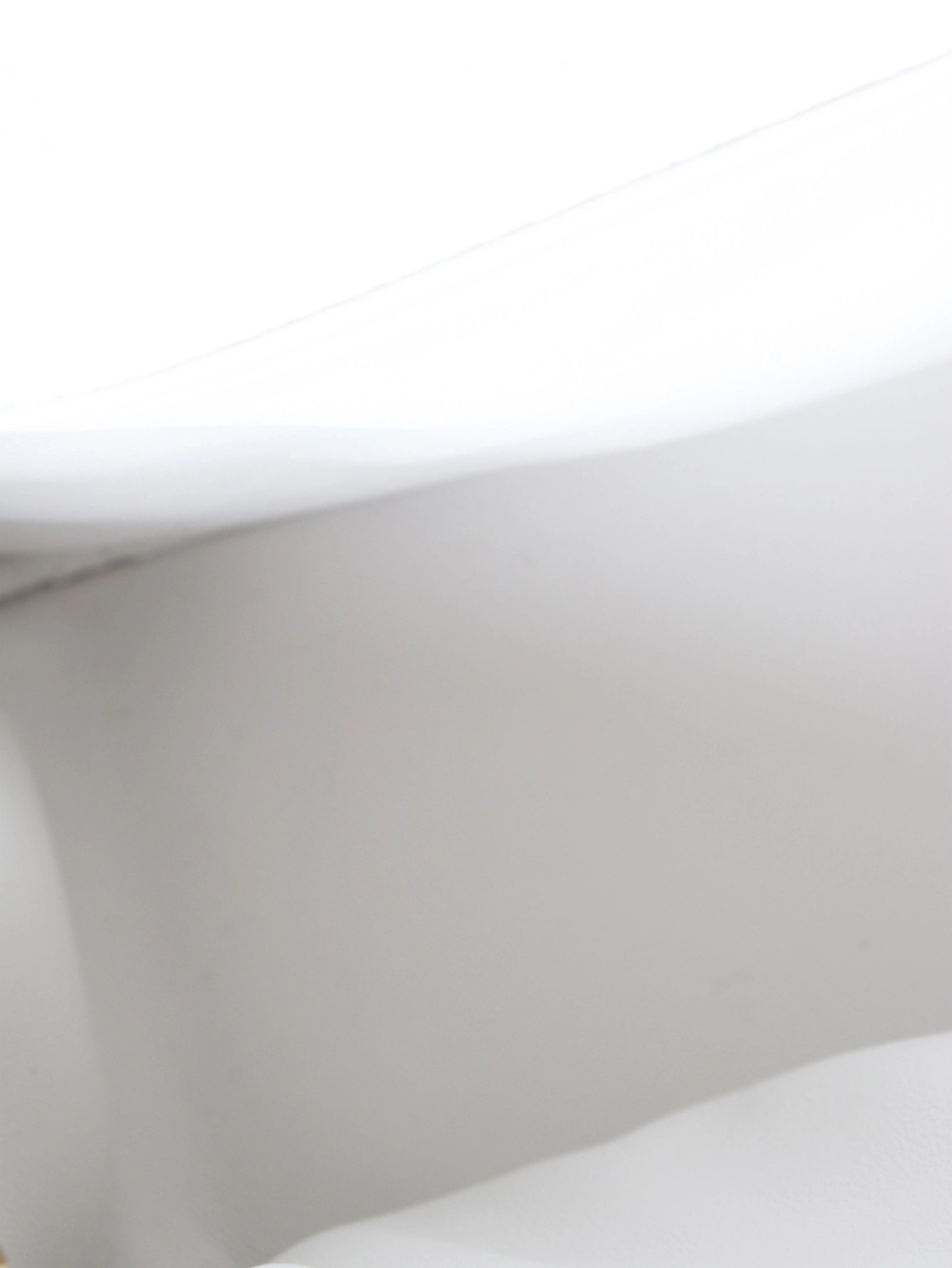 White mini lindy cross-body bag - Image 9